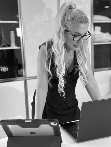 Serap Uz - Türkiye Genel Müdürü